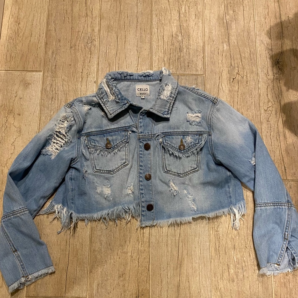 Cropped jean jacket